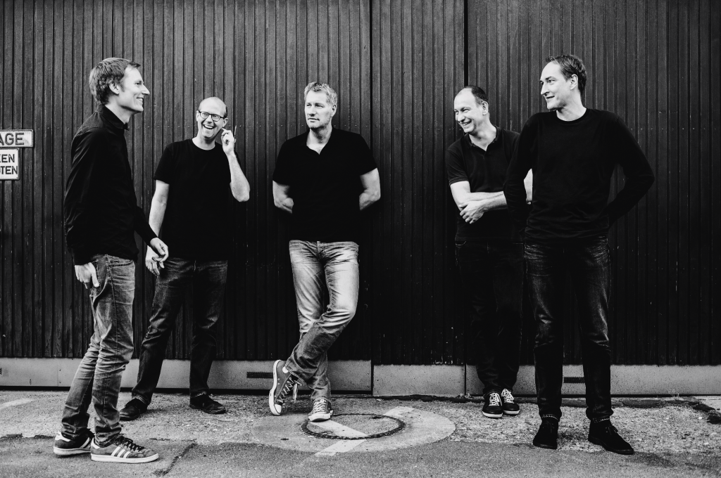 Kettcar I schwarz & weiß Bandbild
