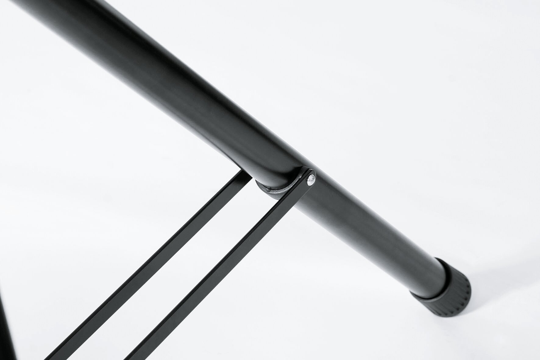 Speaker stand