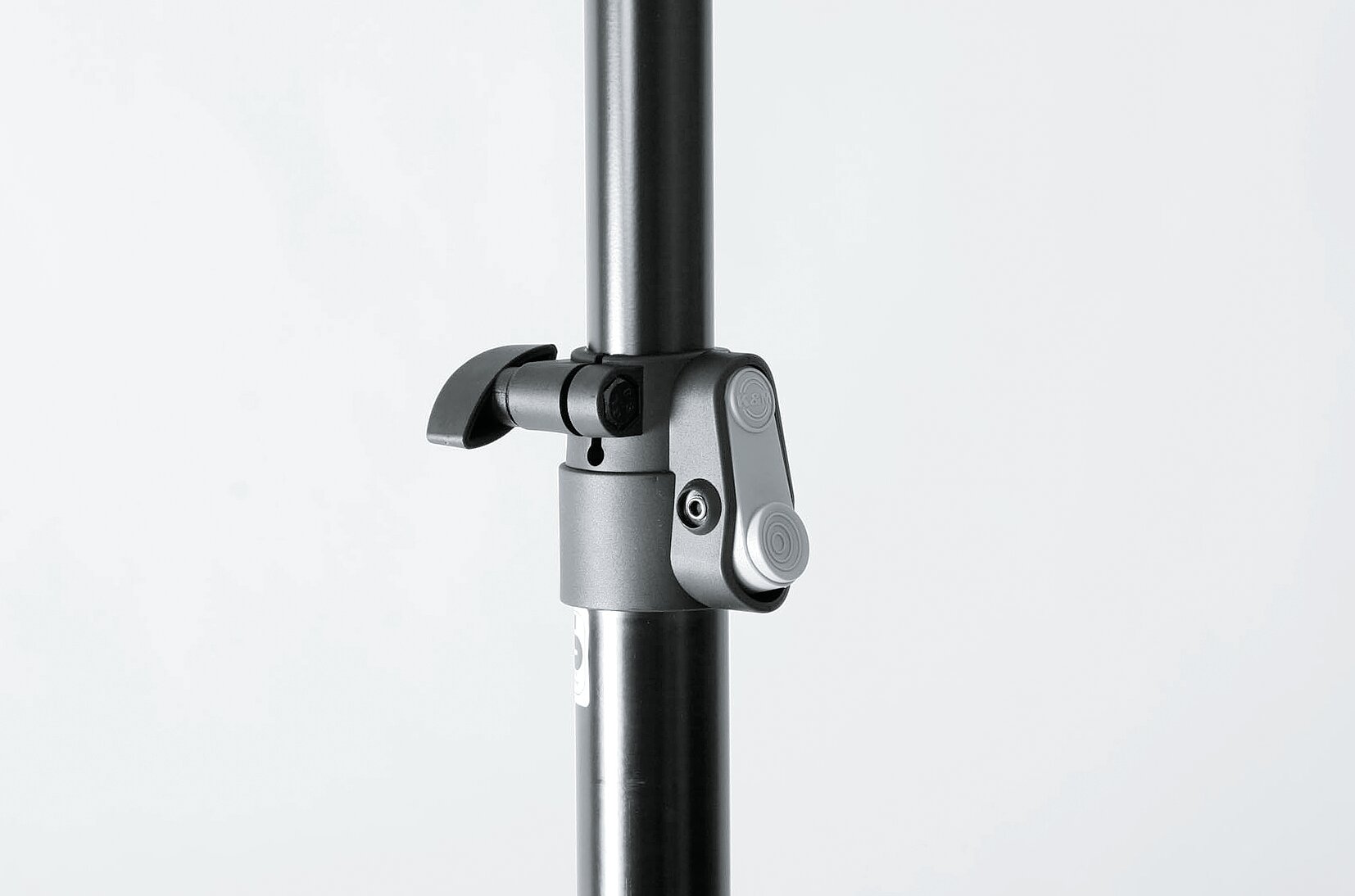 Speaker stand