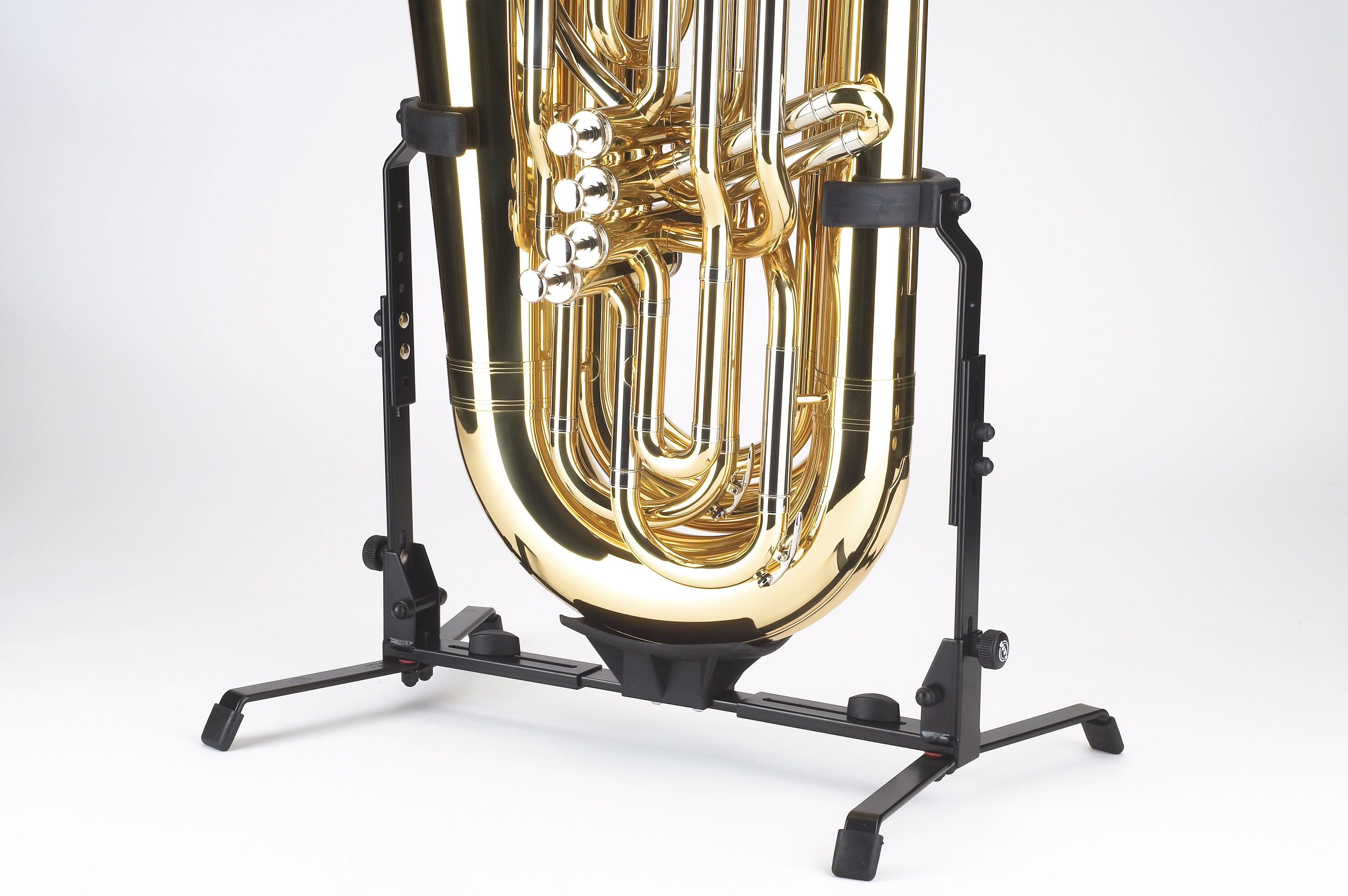 Tuba stand