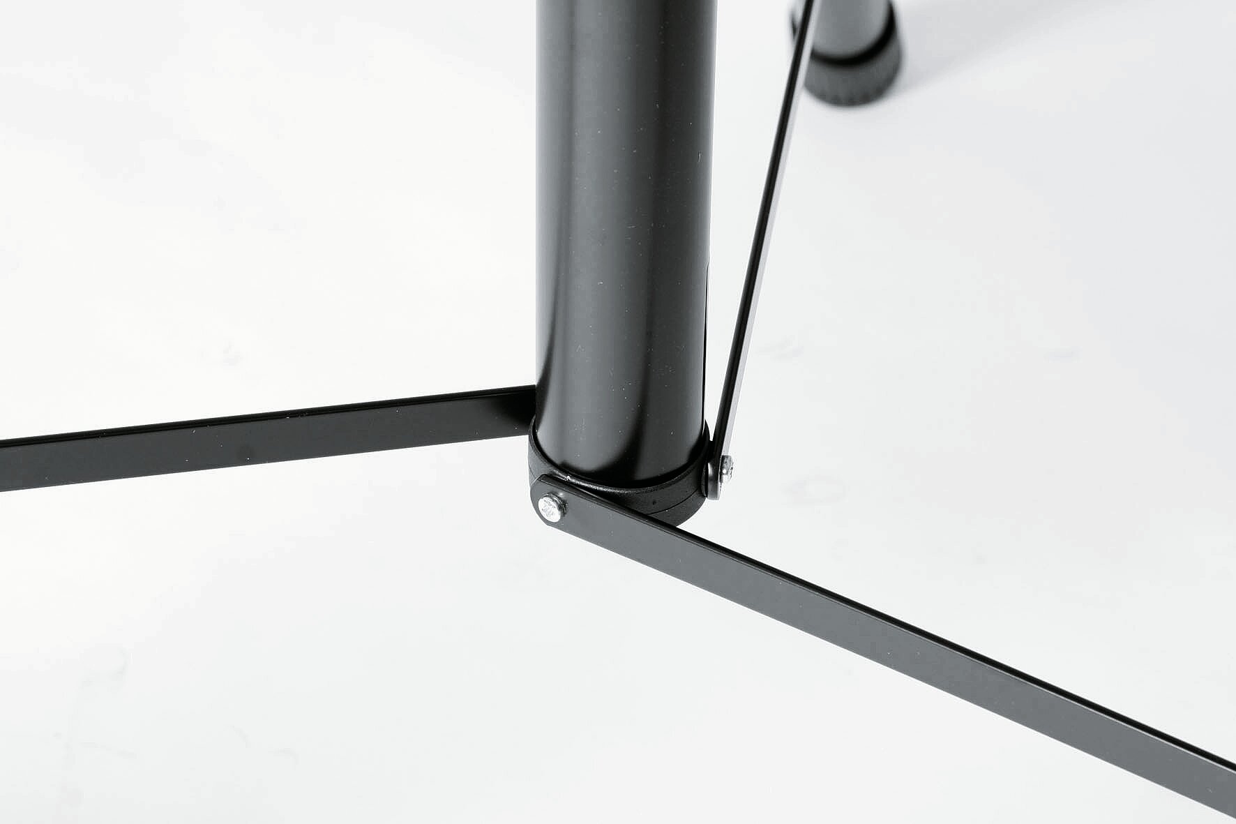 Speaker stand