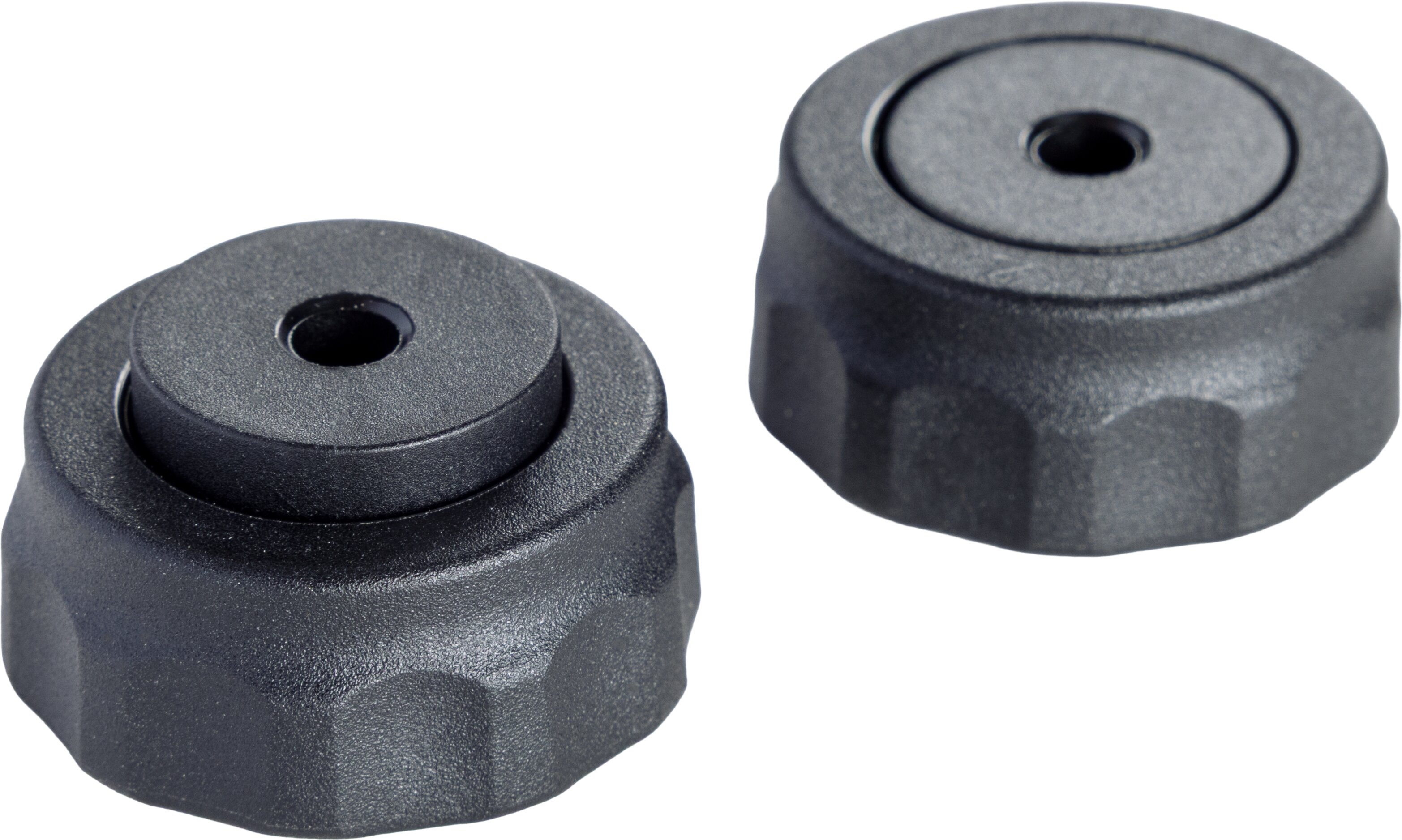 Leveling feet set for base plates