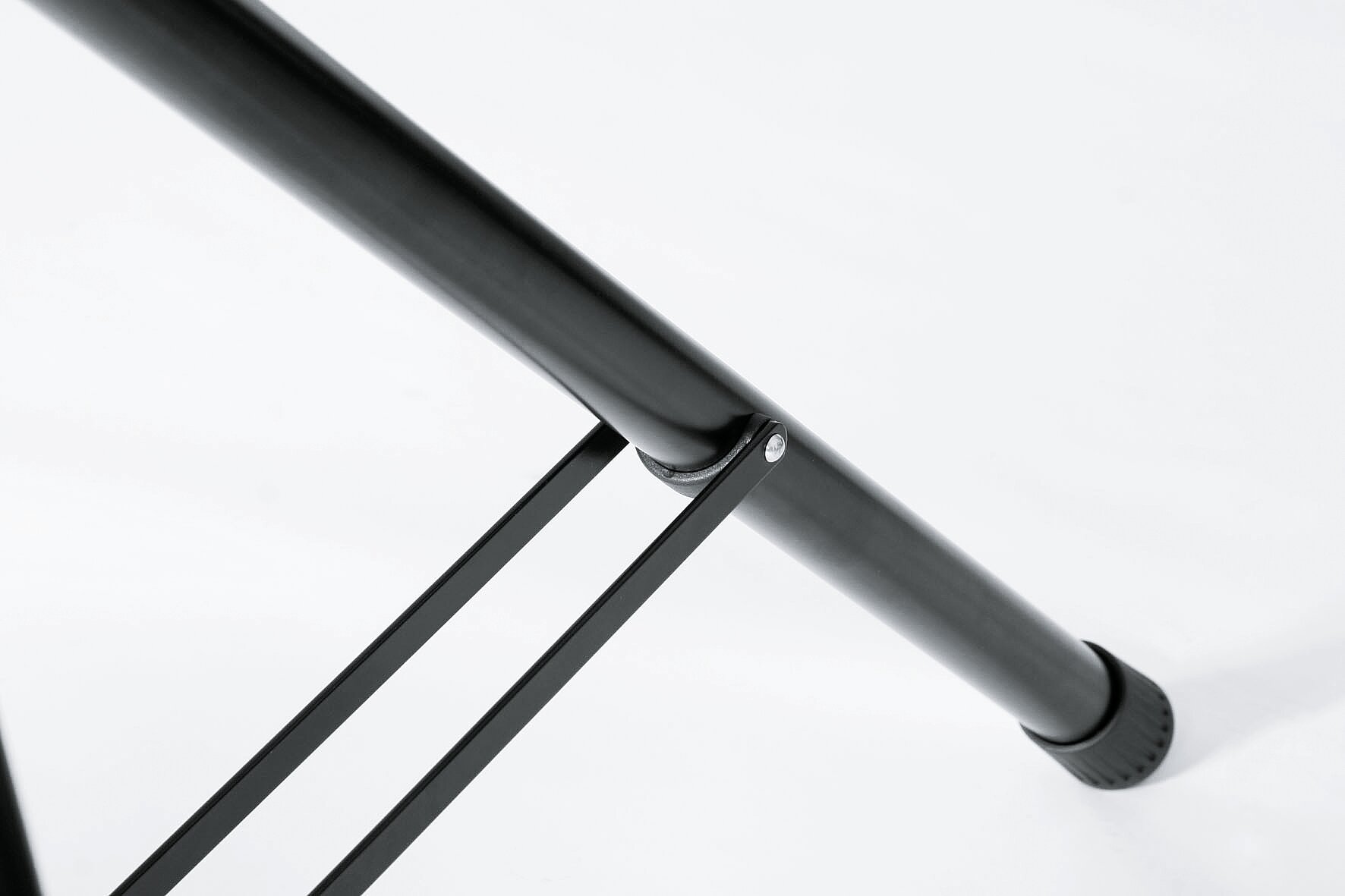 Speaker stand