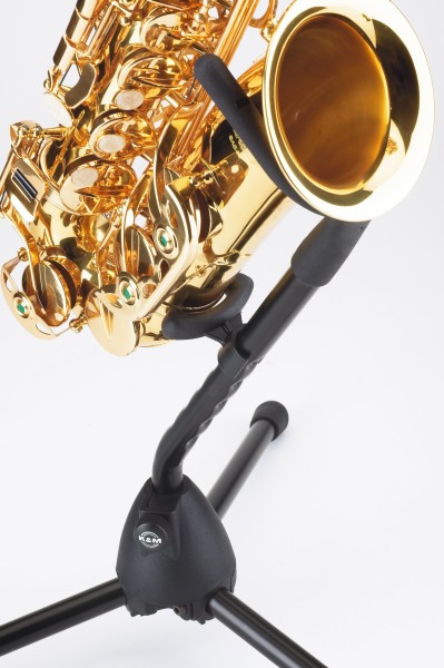 Saxophone stand
