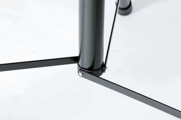 Speaker stand